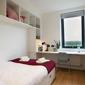Apartment Goldcrest Village Of, Galway